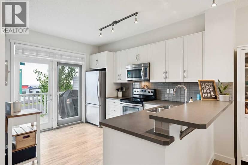 206 Nolanfield Villas NW — photo 11 of 40