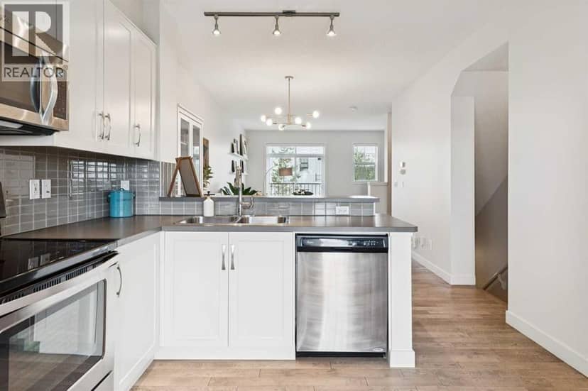 206 Nolanfield Villas NW — photo 13 of 40