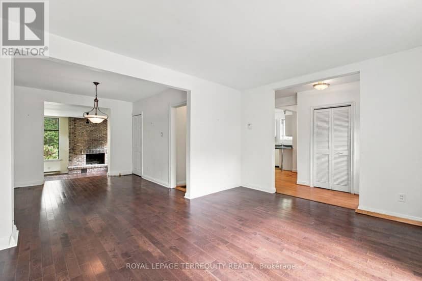 102 Anndale Drive — photo 4 of 31
