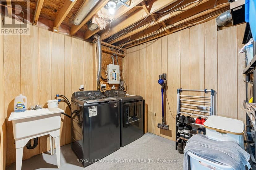 16 Beacham Crescent — photo 27 of 35