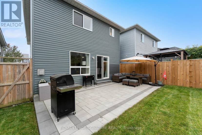 16 Beacham Crescent — photo 31 of 35