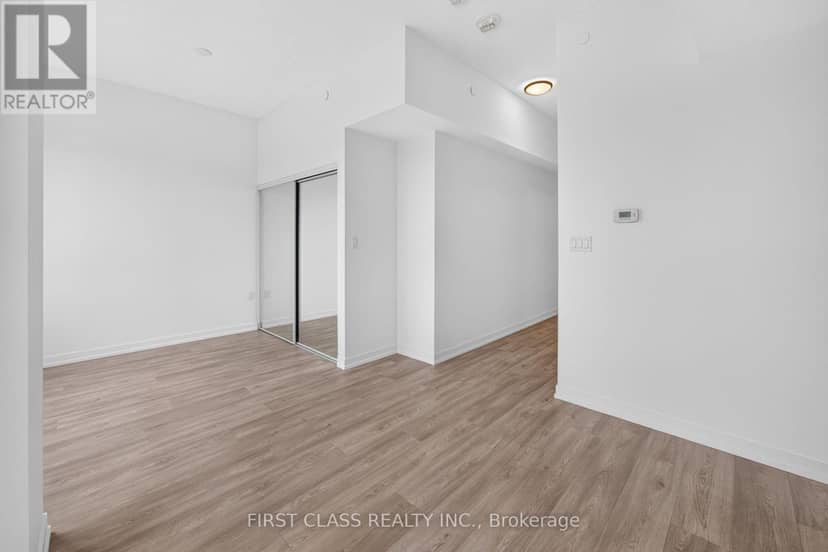 1006 - 1028 McNicoll Avenue — photo 17 of 36