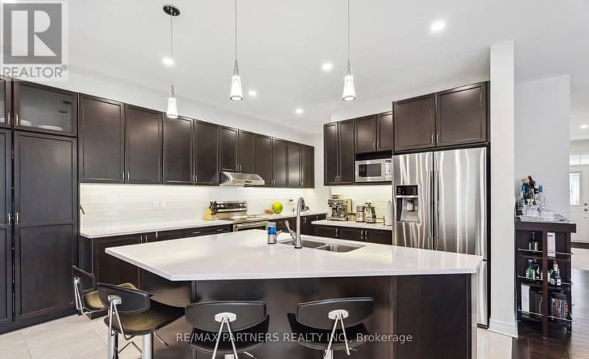2 Portia Street — photo 7 of 37