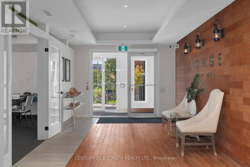 201 - 720 Yonge Street — photo 29 of 40
