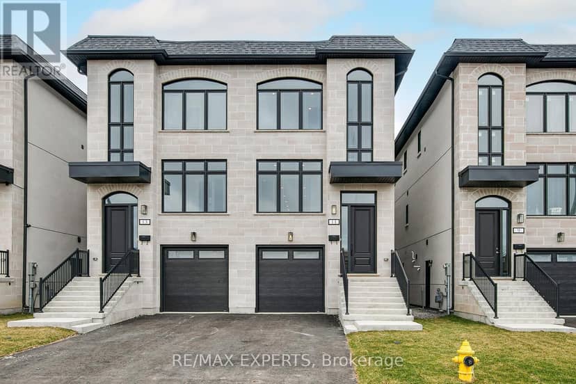 11 St Gaspar Court, Toronto