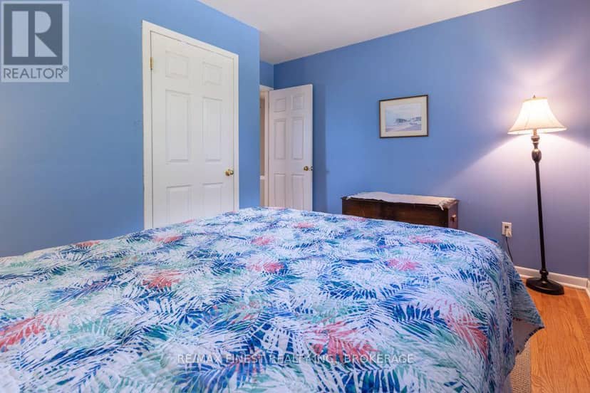 1043 Lincoln Drive — photo 40 of 40