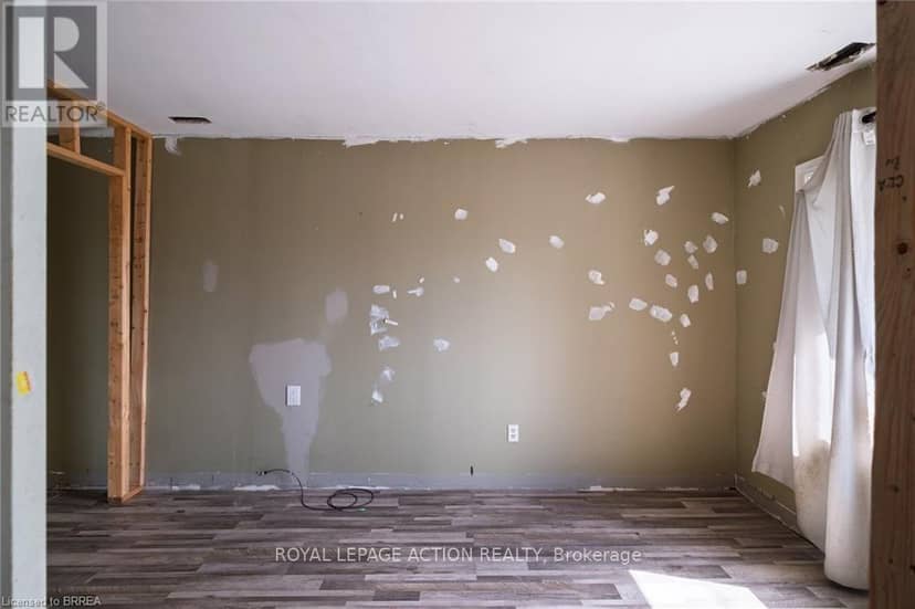 1459 Lakeshore Road — photo 10 of 27