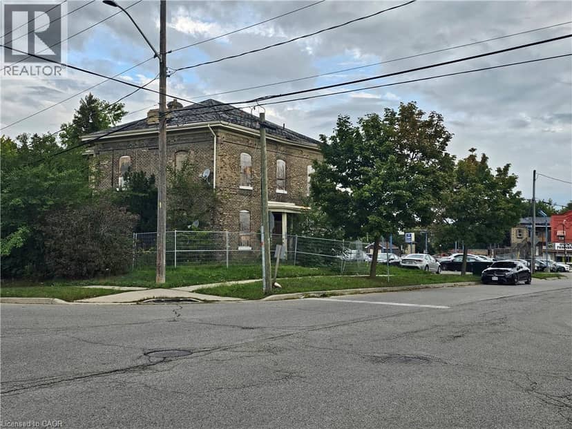341 COLBORNE Street — photo 2 of 5