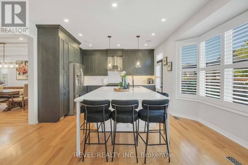 6 McKay Avenue — photo 12 of 37