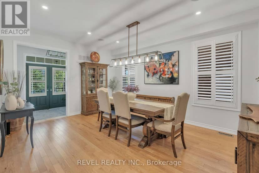 6 McKay Avenue — photo 9 of 37