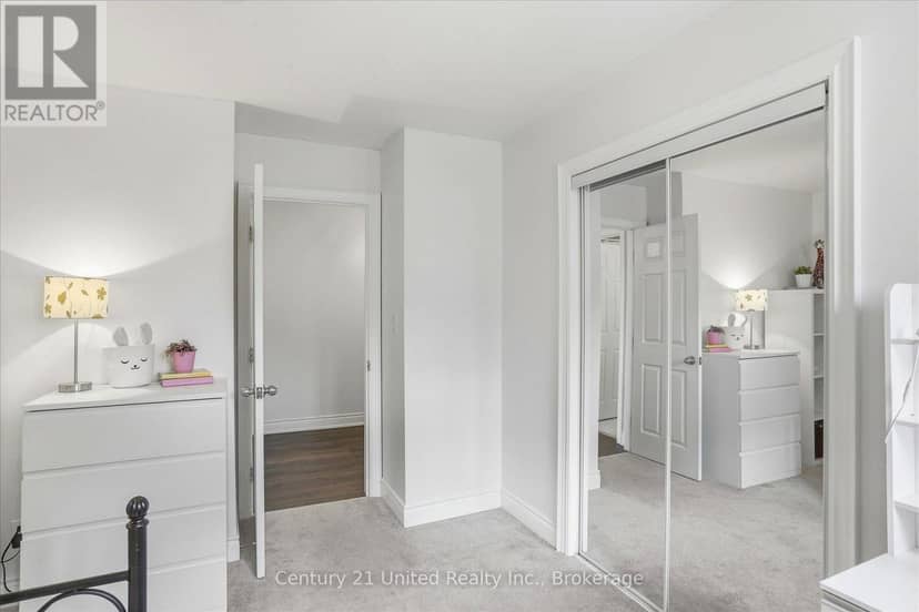 46 Ridge Street — photo 24 of 37