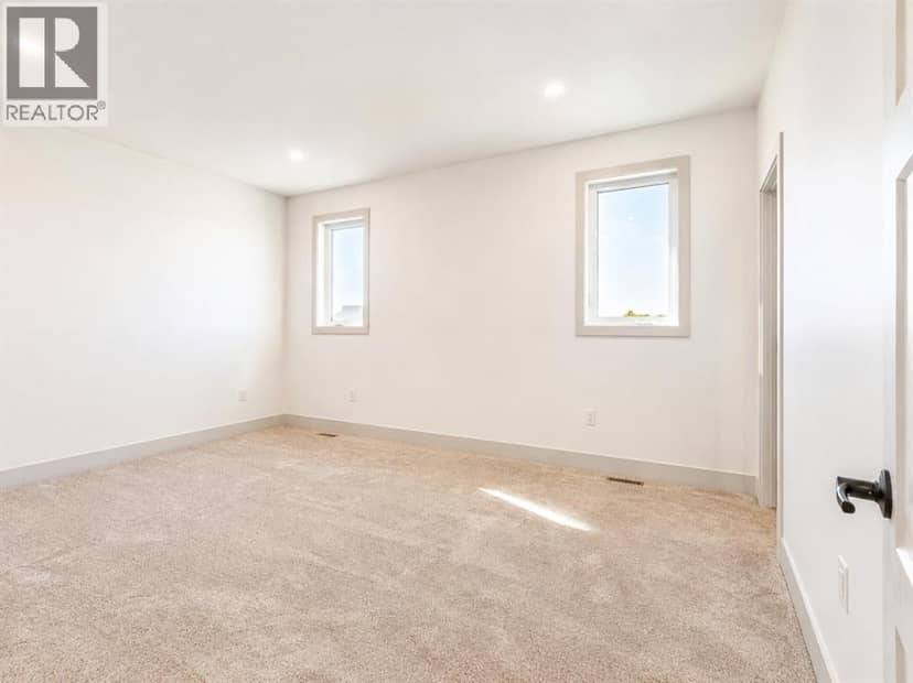 902 Willow Lane — photo 14 of 28