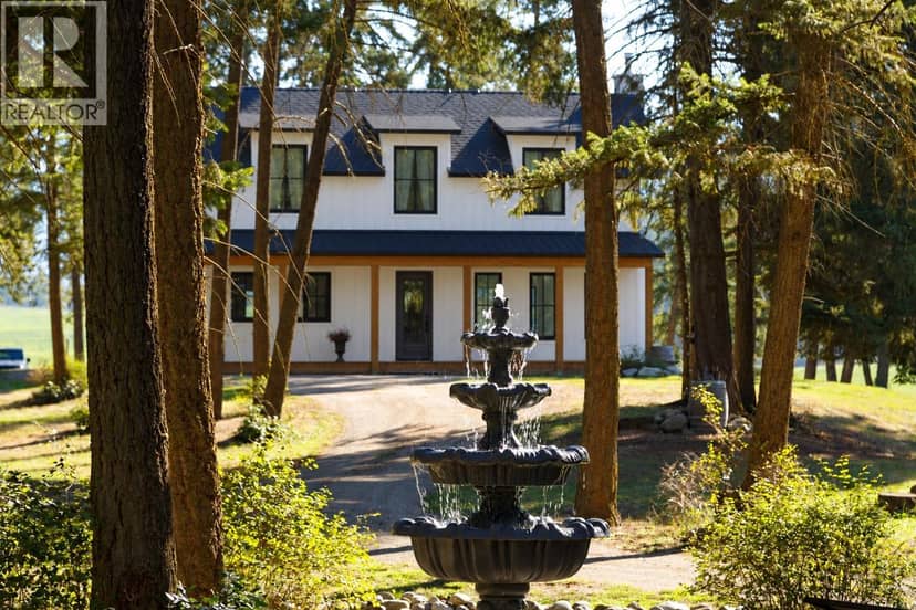 96 Bloom Road, Lumby