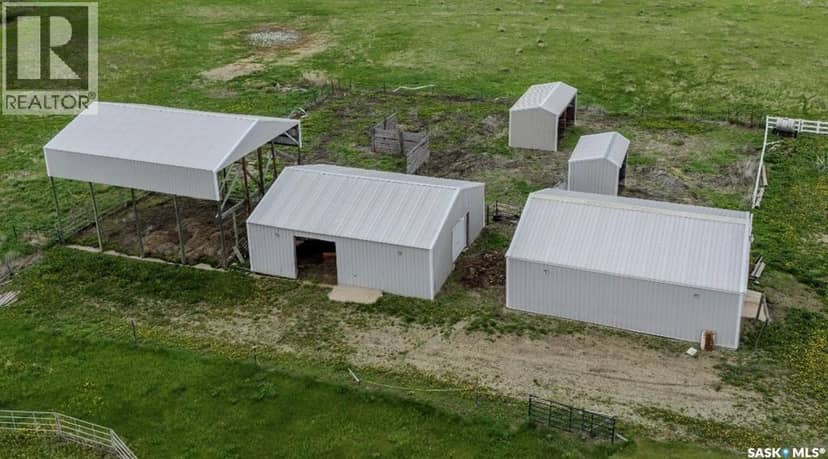 Misty Lane Acreage — photo 11 of 40