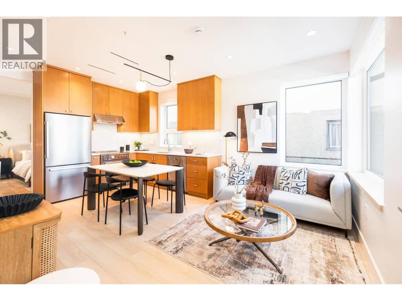 2 2995 ADANAC STREET, Vancouver