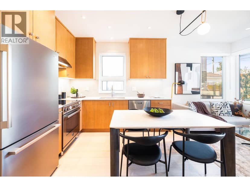 2 2995 ADANAC STREET, Vancouver, photo 8