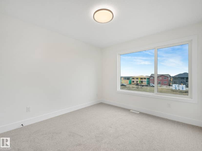 82 Clydesdale Lane — photo 24 of 26