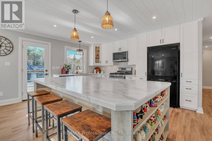 79 Mainhood Road — photo 9 of 40