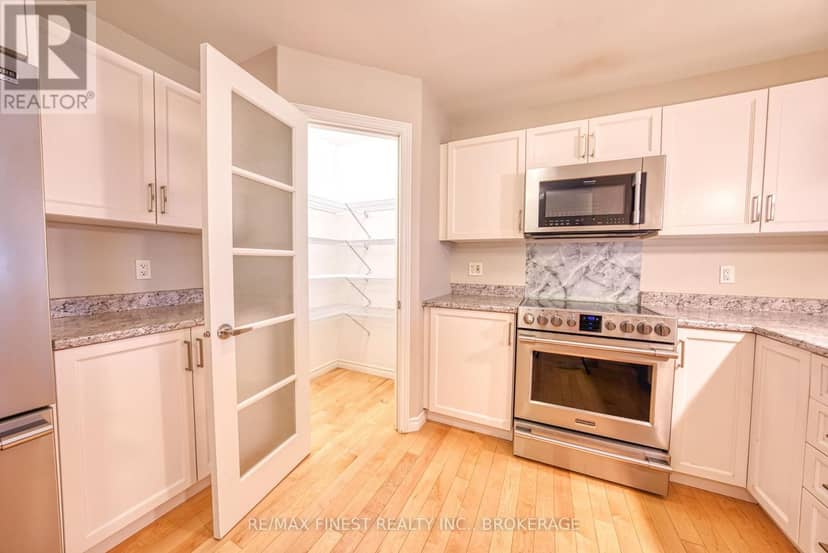 1010 Rosanna Avenue — photo 8 of 35