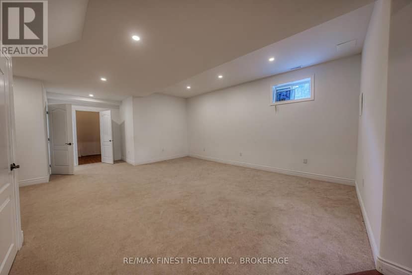 10 Owen Avenue — photo 36 of 40