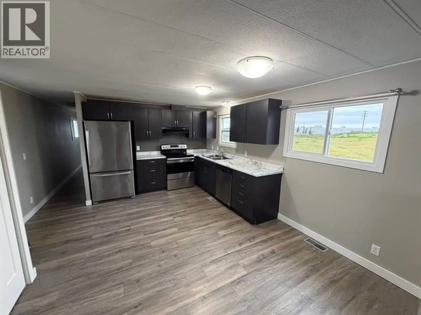 11918 98 Street, Grande Prairie, photo 3