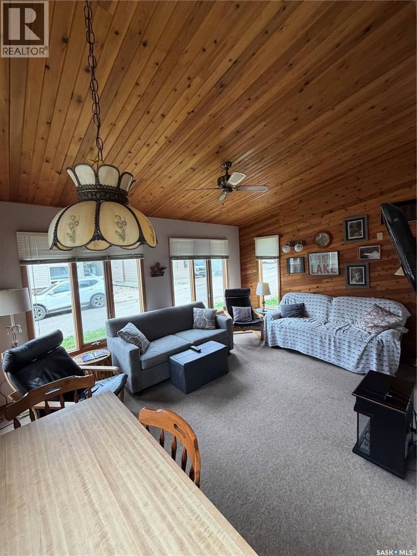 1515 Finch, Prince Albert National Park, photo 7