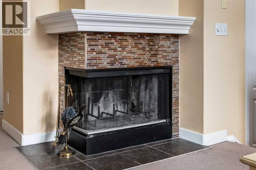 702, 1997 Sirocco Drive SW — photo 9 of 40