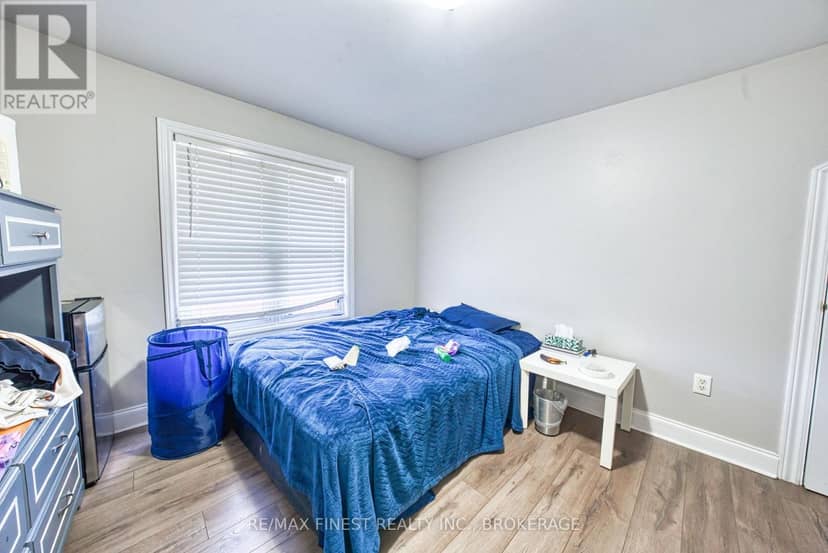 1348 Princess Street — photo 10 of 31