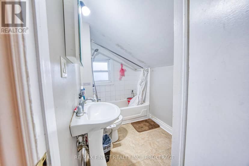 1348 Princess Street — photo 12 of 31