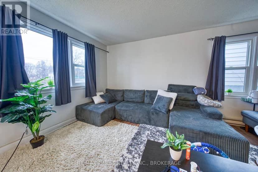 1348 Princess Street — photo 3 of 31