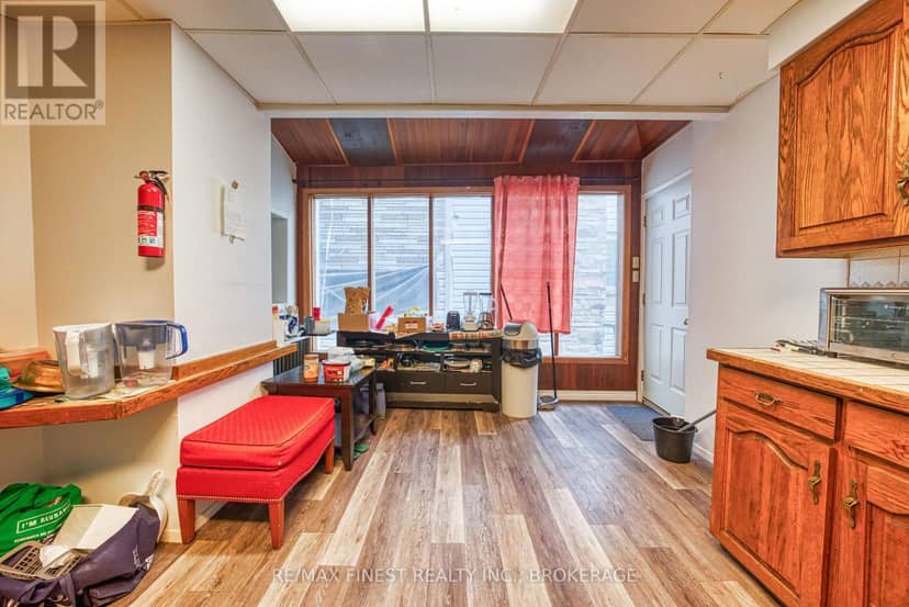 271-273 Rideau Street — photo 6 of 29