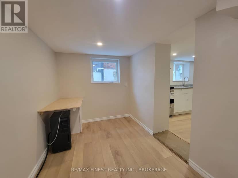 48 Dundas Street — photo 40 of 40