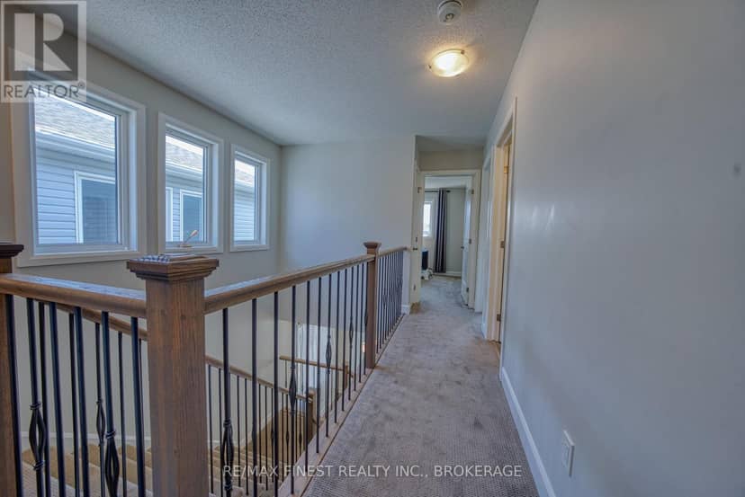 1372 Andersen Drive — photo 17 of 30