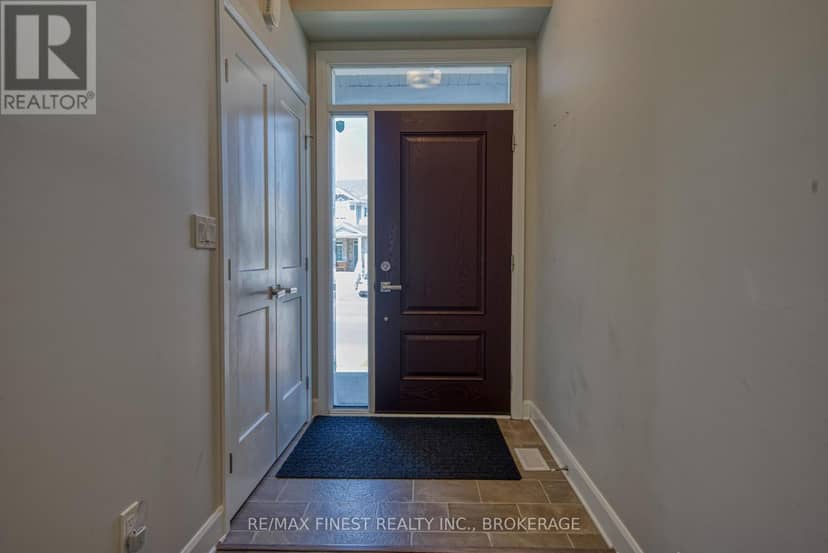 1372 Andersen Drive — photo 3 of 30