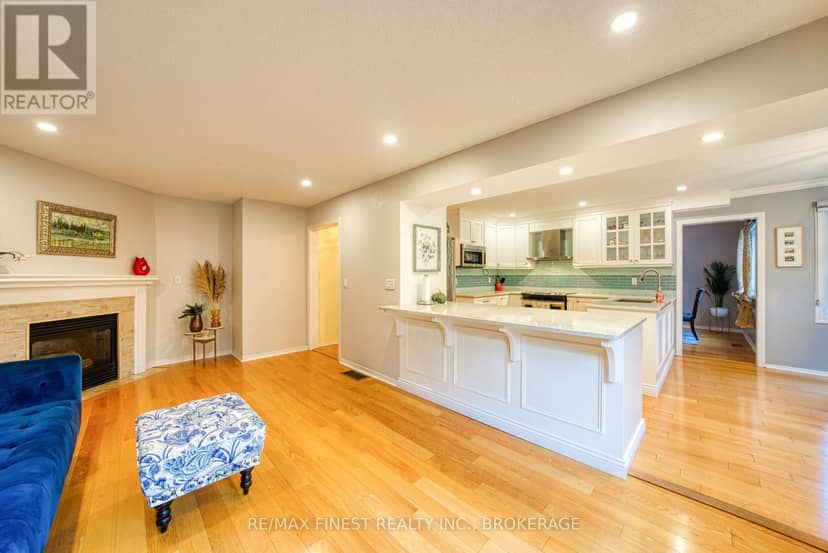 719 Woodside Drive — photo 19 of 40