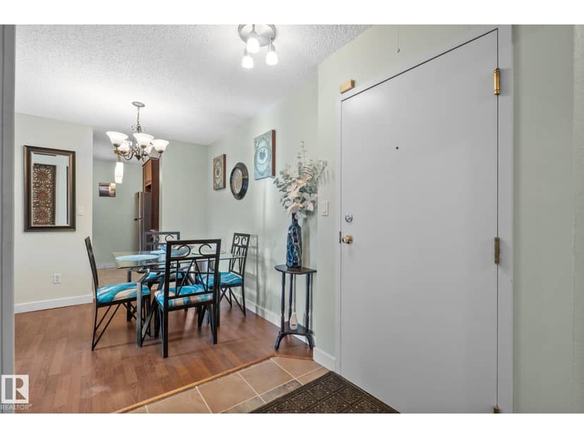 #163 10520 120 ST NW, Edmonton, photo 2