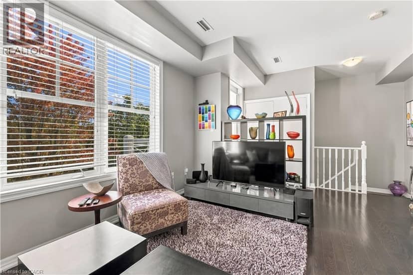 1437 LAKESHORE Road E Unit# 201 — photo 9 of 40