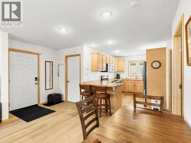 204-250 Olive May Way — photo 10 of 18