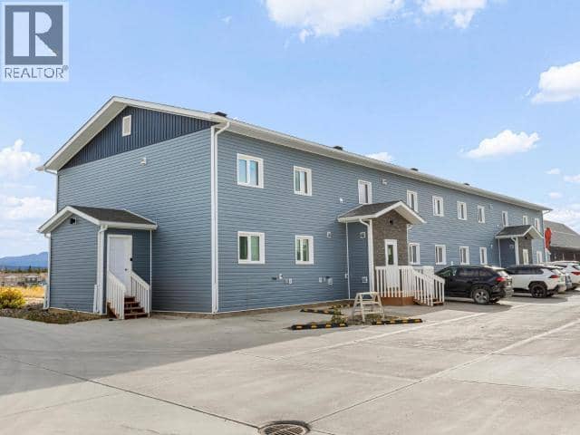 204-250 Olive May Way, Whitehorse, photo 2