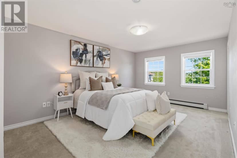 109 North Green Road — photo 21 of 40