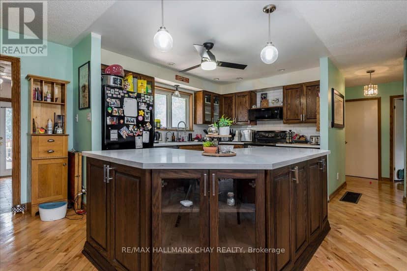 611 Big Bay Point Rd Road, Barrie, photo 4