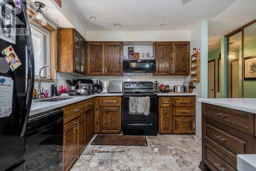 611 Big Bay Point Rd Road, Barrie, photo 5