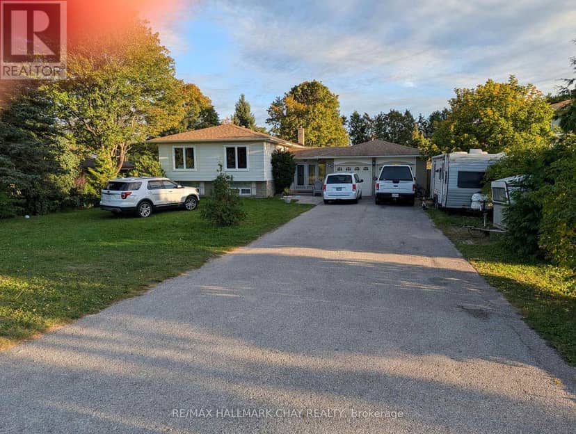 607 Big Bay Point Road, Barrie
