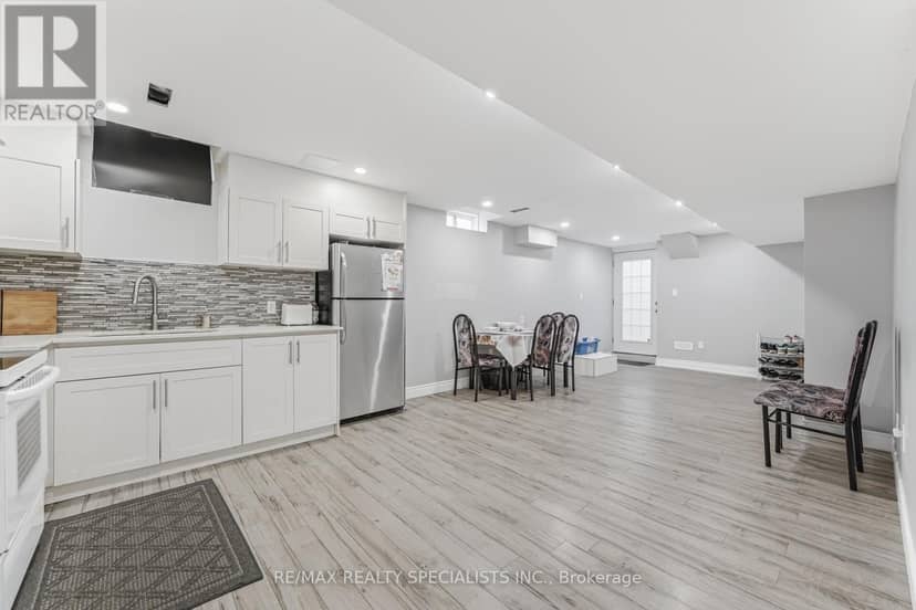 146 Lloyd Sanderson Drive — photo 25 of 31