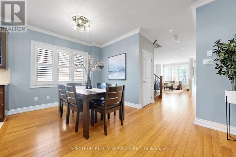 254 John Street — photo 12 of 40