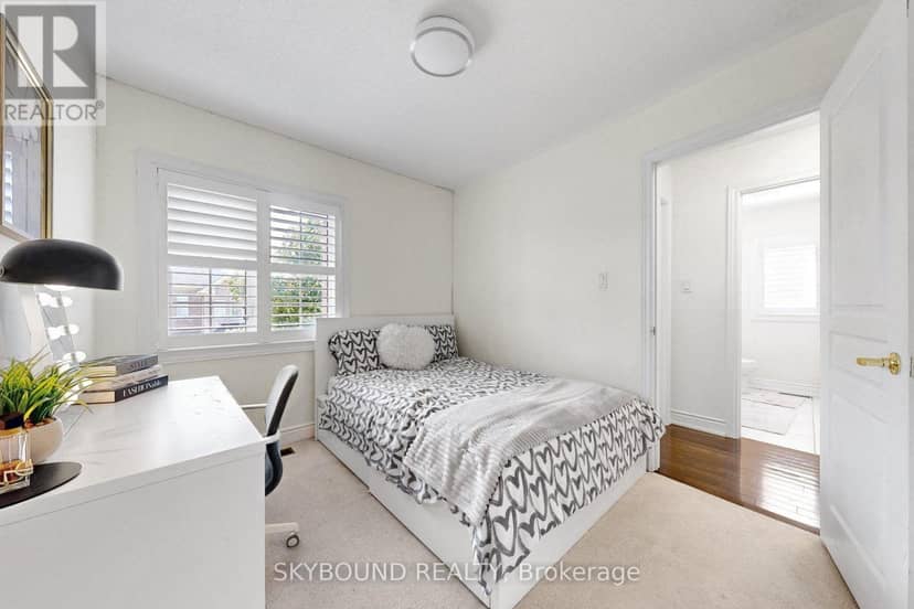 1455 Haws Crescent — photo 27 of 40