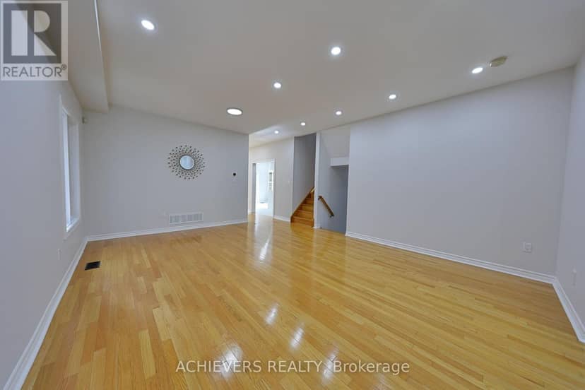 62 Sir Jacobs Crescent — photo 7 of 40