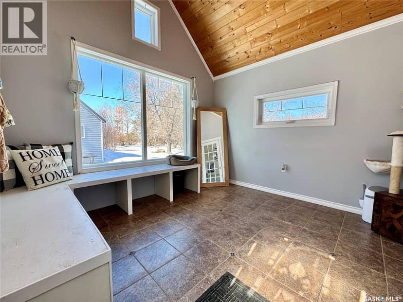 Hawcutt Acreage — photo 5 of 40