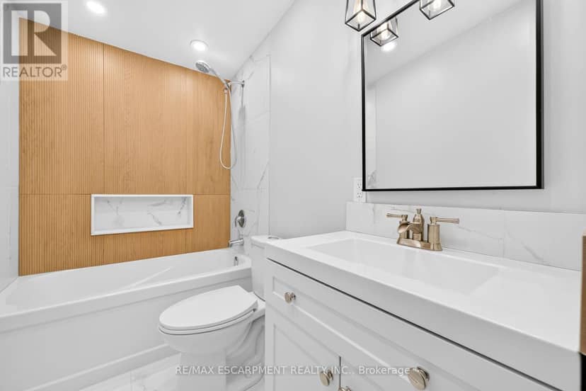 96 Fielding Crescent — photo 26 of 40