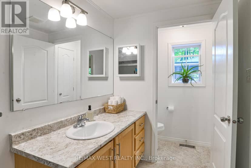 1160 Butterfly Road — photo 9 of 18